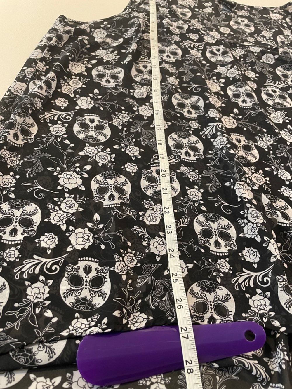 torrid Black & White Sugar Skull high Low Tank - Picture 8 of 10